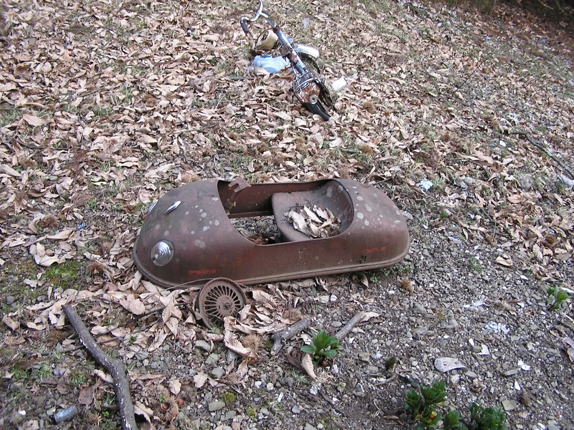 白岩廃村入口の茶屋